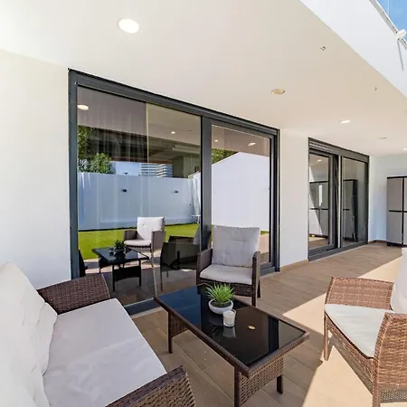 Вилла Campolide - Stylish 4br With Jacuzzi *