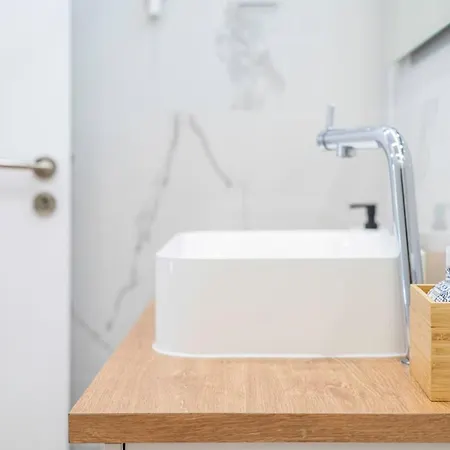 ヴィラ Campolide - Stylish 4br With Jacuzzi リスボン